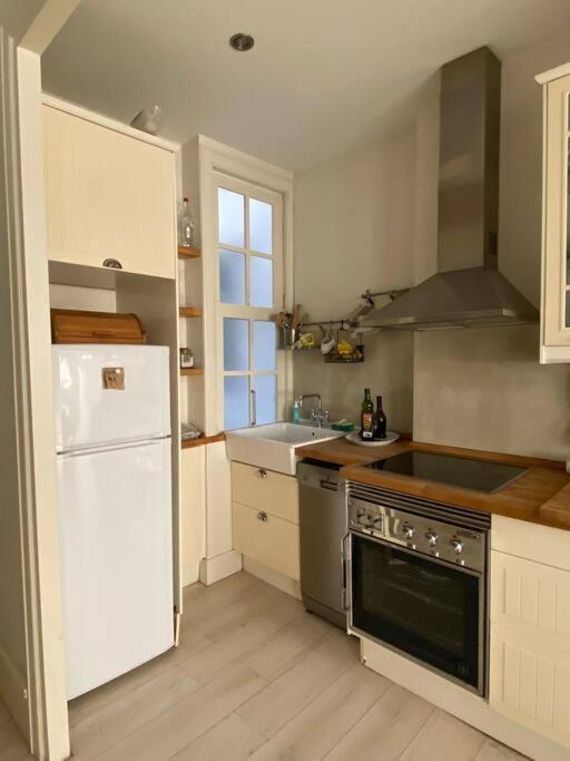 Apartamento Piso Centro De La Corogne Extérieur photo